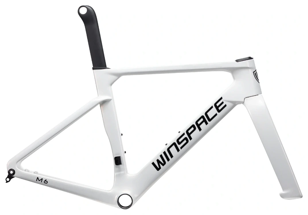 Winspace M6 in Chameleon White