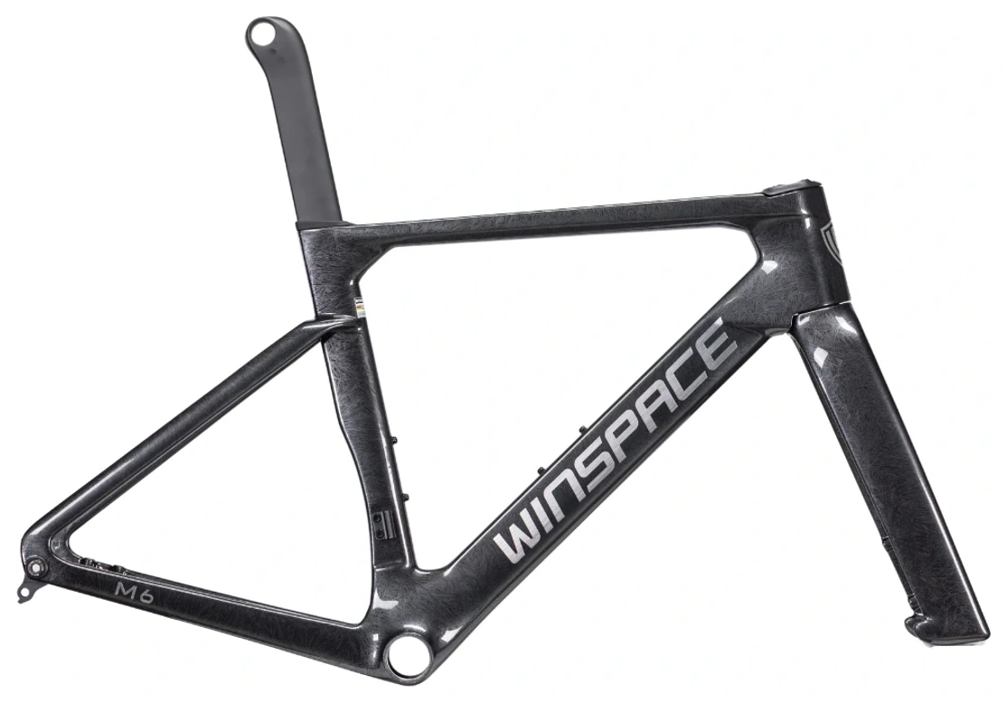 Winspace M6 in Frost Black
